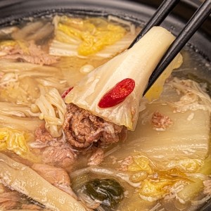 [엠픽] 10분이면 완성되는 소고기 샤브샤브 전골 1kg