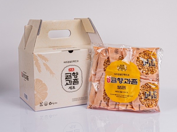 CJ프레시마켓,제주 신효 귤향과즐 보리 280g(28g x 10개입) 기념품 여행선물 답례품 명절선물